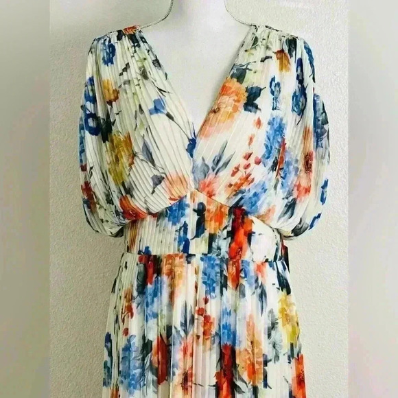Express Floral Draped Sleeve Pleated Maxi Dress Size Large - Picture 6 of 14
